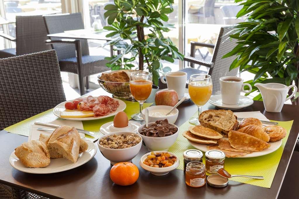 B&B Hotel Montbeliard-Sochaux Ανέσεις φωτογραφία